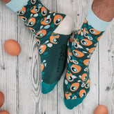 Chaussettes colorés par paire ou à l'unique marque français avec design en collaboration avec des artistes par Quanailles sur meanwhile boutique